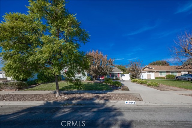 1943 Lark Ellen Dr, Fullerton, CA 92835