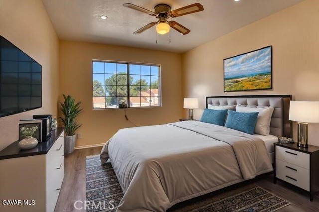 Detail Gallery Image 20 of 23 For 43954 Blue Sky Ct, Lancaster,  CA 93536 - 4 Beds | 3 Baths