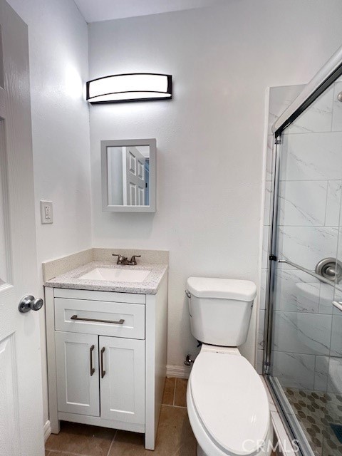 6107 Del Amo Boulevard, Lakewood CA: https://media.crmls.org/medias/f920079b-f93b-4406-b506-db420691cd55.jpg