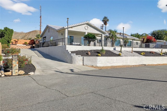 Detail Gallery Image 3 of 30 For 67972 Monterico Rd, Desert Hot Springs,  CA 92240 - 3 Beds | 2/1 Baths