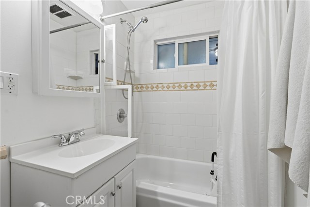 Detail Gallery Image 18 of 43 For 12232 Truesdale, Sun Valley,  CA 91352 - 5 Beds | 4 Baths