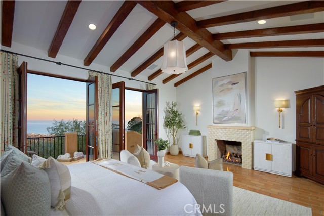 Detail Gallery Image 13 of 42 For 1302 Skyline Dr, Laguna Beach,  CA 92651 - 4 Beds | 4/1 Baths