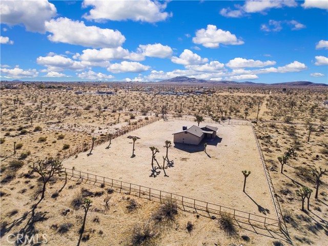 Detail Gallery Image 34 of 41 For 58752 Stearman Rd, Landers,  CA 92285 - 2 Beds | 2 Baths