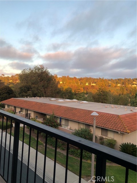 Twlight sun-set views from your Balcony
