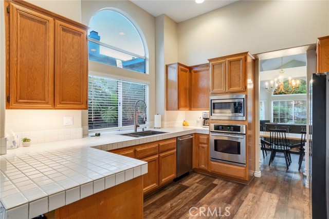 1648 Danbrook Place, Upland CA: https://media.crmls.org/medias/f923a96d-3ea2-4b60-bfa4-c931070f8ffd.jpg
