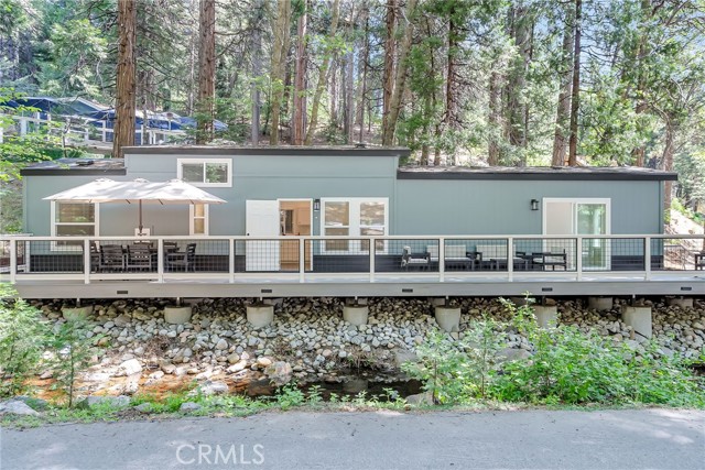 27500 HWY 189, Lake Arrowhead CA: https://media.crmls.org/medias/f923f784-0a62-4a56-9081-4b74099bc250.jpg