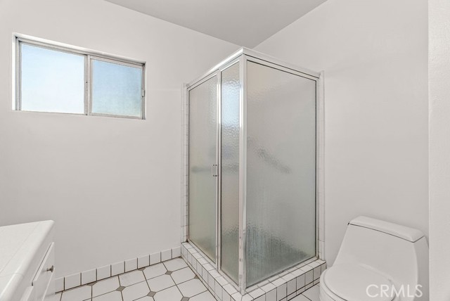 511 E Los Amigos Avenue, Montebello CA: https://media.crmls.org/medias/f924c909-838a-4d29-a8fd-f1987bb4df94.jpg