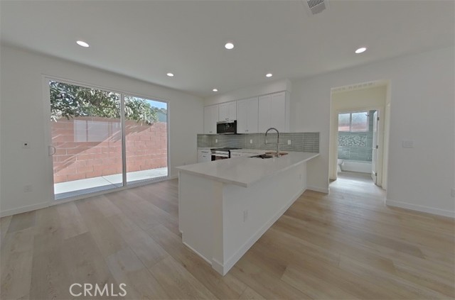 Detail Gallery Image 43 of 55 For 6118 Amos, Lakewood,  CA 90712 - 9 Beds | 7 Baths