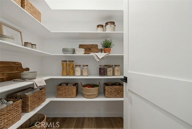 Detail Gallery Image 5 of 45 For 4208 New York Ave, La Crescenta,  CA 91214 - 4 Beds | 3/1 Baths