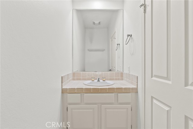 Detail Gallery Image 30 of 47 For 870 Pleasant Dale Pl, Westlake Village,  CA 91362 - 4 Beds | 2/1 Baths