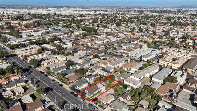 7018 Miles Avenue, Huntington Park, California 90255, ,Multi-Family,For Sale,Miles,SR25042066