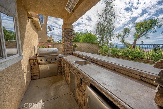 24030 Via Vizcaya, Valencia CA: https://media.crmls.org/medias/f9295bd5-6c65-40d7-b3ff-2c4c34457f61.jpg