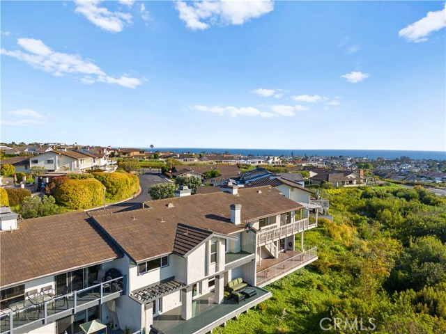 9 Jasmine Creek Dr, Corona del Mar CA: https://media.crmls.org/medias/f9298ee7-4d01-45b9-b2b0-22beb4c82679.jpg