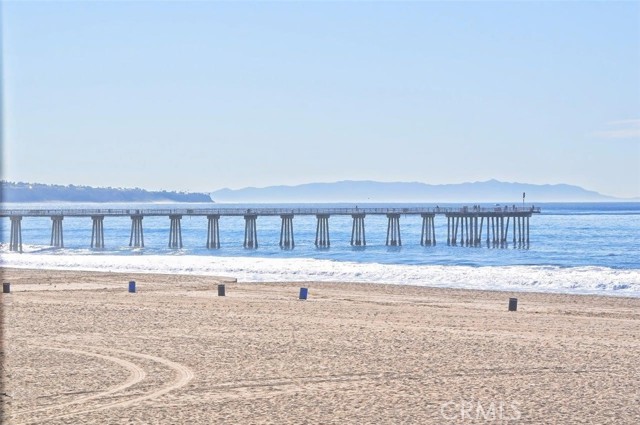 400 30th Street, Hermosa Beach, California 90254, 4 Bedrooms Bedrooms, ,4 BathroomsBathrooms,Residential,Sold,30th,PV21251105