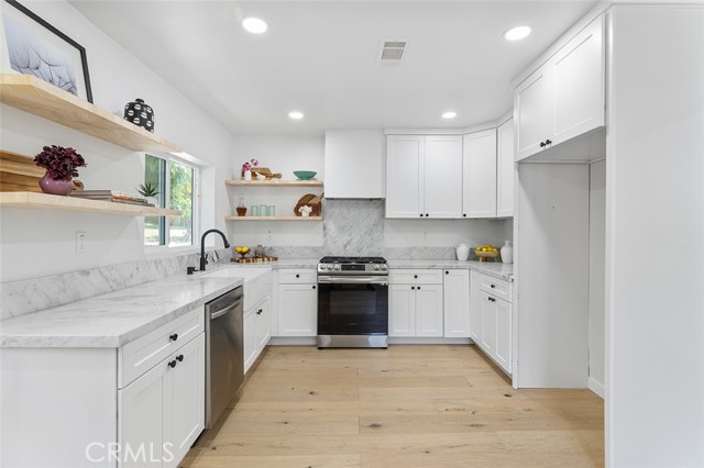 Detail Gallery Image 7 of 19 For 4314 Division, Los Angeles,  CA 90065 - 3 Beds | 2 Baths