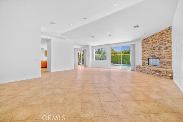 79030 Ladera Drive, La Quinta CA: https://media.crmls.org/medias/f92a60f5-8313-4a96-8941-c93ffe1771ba.jpg