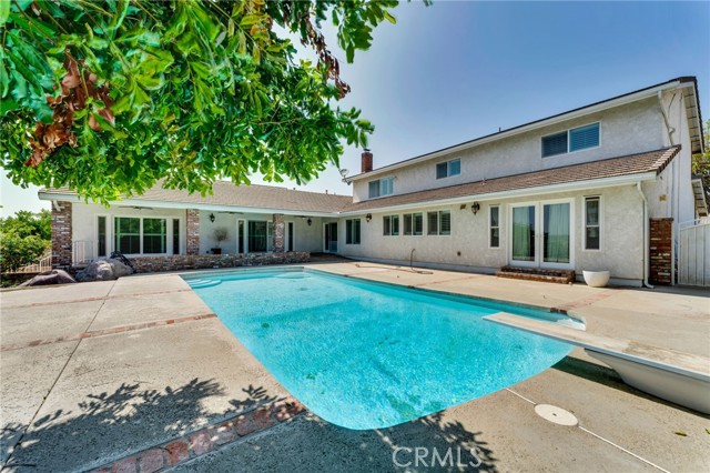 294 W Buffington Street, Upland CA: https://media.crmls.org/medias/f92ab63a-4f96-4441-8b43-995d4bf1d26e.jpg