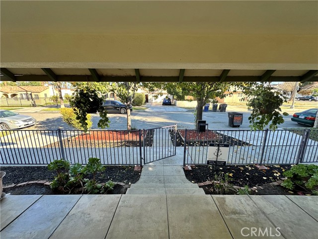 Detail Gallery Image 5 of 26 For 3332 2nd St, Riverside,  CA 92501 - 3 Beds | 1/1 Baths