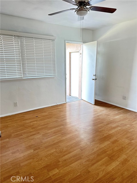 516 S Taylor S Street, Hemet CA: https://media.crmls.org/medias/f92bafa9-4e59-4abc-8164-a1fb8368c108.jpg