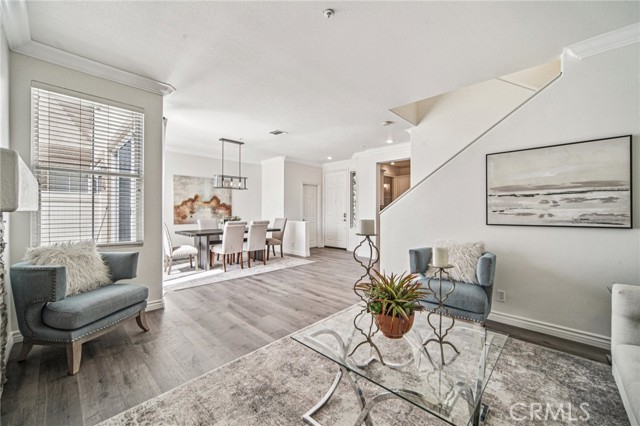 Detail Gallery Image 8 of 33 For 3406 E. Lochleven Ln. #B,  Orange,  CA 92869 - 3 Beds | 2/1 Baths