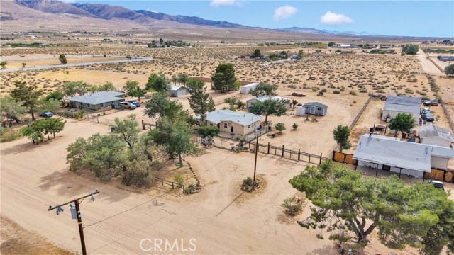 10378 Willow Wells Avenue, Lucerne Valley CA: https://media.crmls.org/medias/f92f5bfe-10f1-48f9-8d4b-a717cba1ecb7.jpg