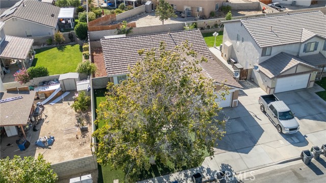 45629 Barham Avenue, Lancaster CA: https://media.crmls.org/medias/f92f8459-bf7f-40f9-b404-ba8d28bb8593.jpg
