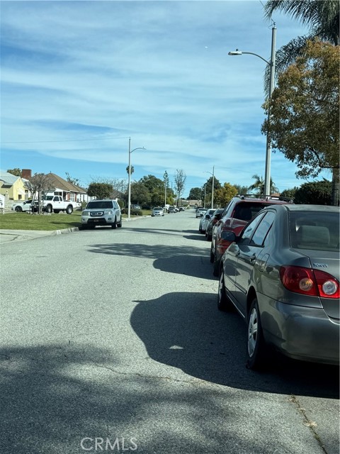 Detail Gallery Image 2 of 7 For 11328 Elmcrest #B,  El Monte,  CA 91732 - 2 Beds | 1 Baths