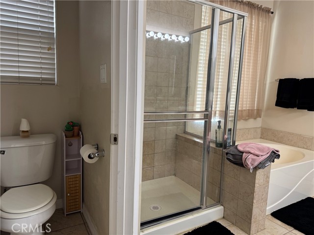 Detail Gallery Image 30 of 38 For 6719 Stafford Falls Dr, Bakersfield,  CA 93312 - 3 Beds | 2/1 Baths