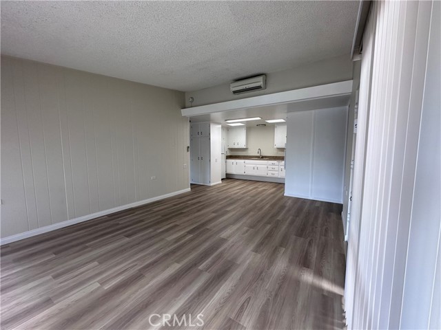 1600 Northwood Road, Seal Beach CA: https://media.crmls.org/medias/f931d114-556c-493e-b16e-817da66c2ad9.jpg