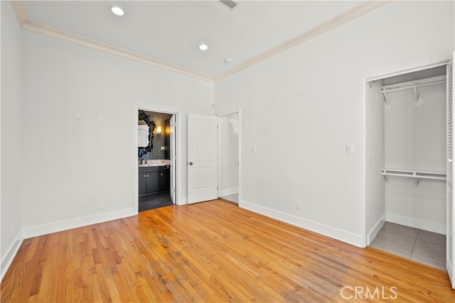 6223 Simpson, North Hollywood CA: https://media.crmls.org/medias/f932056a-91e7-4157-93c9-6cf34ce143b5.jpg