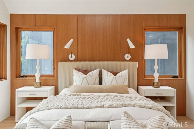 Image 46 of 66 For 647 Navy Street