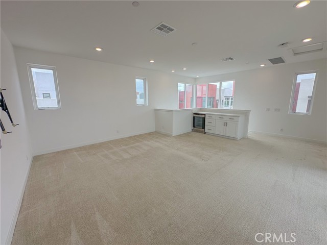 178 Waypoint, Tustin CA: https://media.crmls.org/medias/f93250a7-ff72-403c-900c-56c7c84a3440.jpg