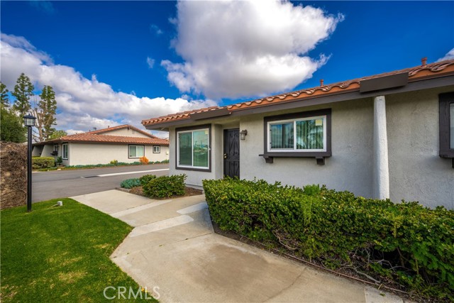 Detail Gallery Image 1 of 1 For 10431 Hayford St a,  Bellflower,  CA 90706 - 2 Beds | 2 Baths