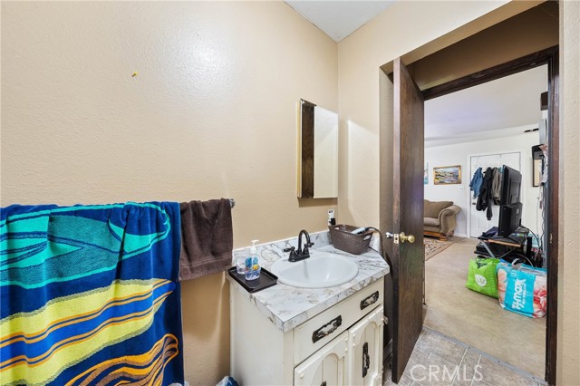 Detail Gallery Image 5 of 50 For 12902 Lakeland St, Clearlake Oaks,  CA 95423 - 4 Beds | 3 Baths
