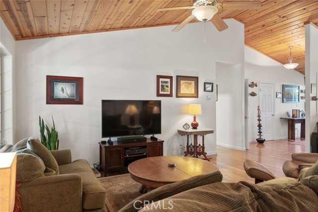 Detail Gallery Image 8 of 57 For 5056 Hooper Ln, Chico,  CA 95928 - 5 Beds | 3 Baths