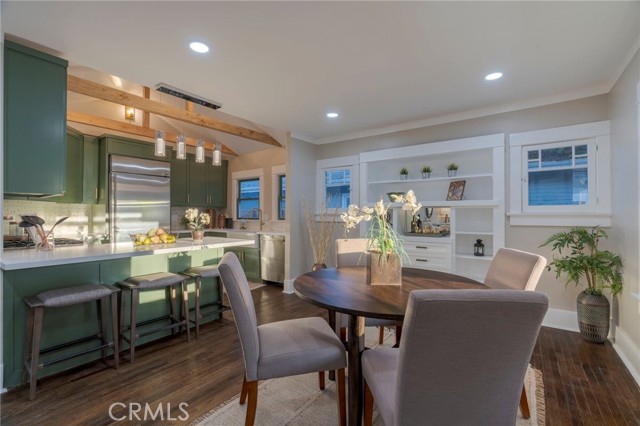 1322 N June Street, Los Angeles CA: https://media.crmls.org/medias/f9348f2e-64e9-4b68-af7f-c75f4266af70.jpg