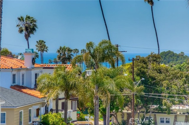 415 Miramar Drive, Redondo Beach, California 90277, 2 Bedrooms Bedrooms, ,1 BathroomBathrooms,Residential,Sold,Miramar,SB21182912