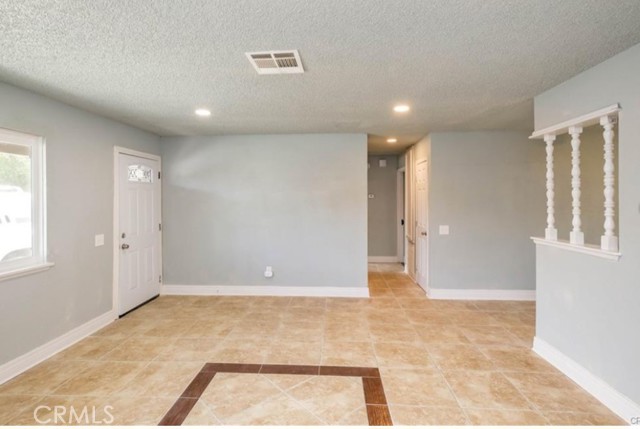 18610 Casaba Rd, Adelanto CA: https://media.crmls.org/medias/f934c430-720e-46ad-a272-cc828ca5eaac.jpg