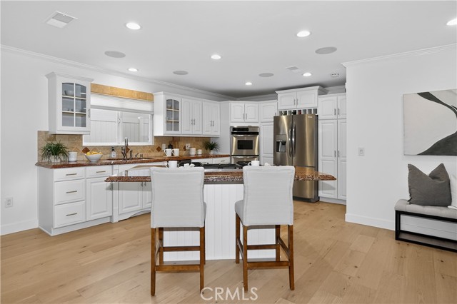 Detail Gallery Image 18 of 73 For 17 Pinewood Ave, Oak Park,  CA 91377 - 4 Beds | 2 Baths