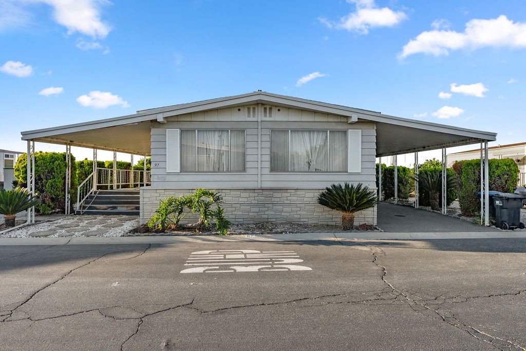 Detail Gallery Image 1 of 1 For 1065 Lomita Bld #97,  Harbor City,  CA 90710 - 2 Beds | 2 Baths