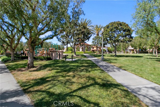 Detail Gallery Image 35 of 48 For 22 Apple Valley, Irvine,  CA 92602 - 4 Beds | 2/1 Baths