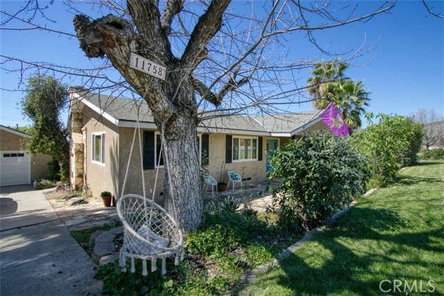 Detail Gallery Image 4 of 61 For 11758 Grant St, Yucaipa,  CA 92399 - 4 Beds | 2 Baths