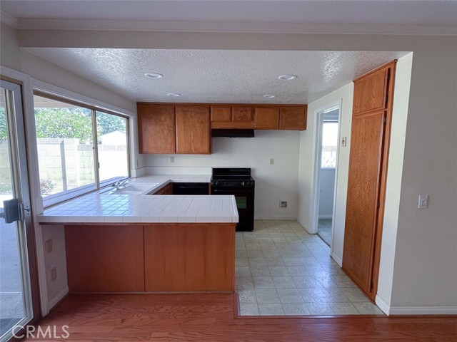 Detail Gallery Image 7 of 20 For 13751 Lucas Ln, Cerritos,  CA 90703 - 3 Beds | 2 Baths