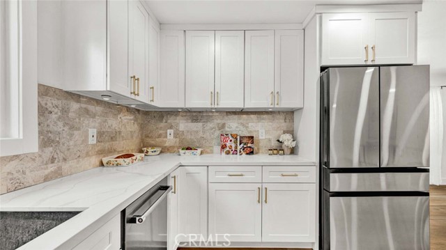 18701 Piper Place, Yorba Linda CA: https://media.crmls.org/medias/f938ef3f-8096-4b26-ac45-340b8a7cf48a.jpg