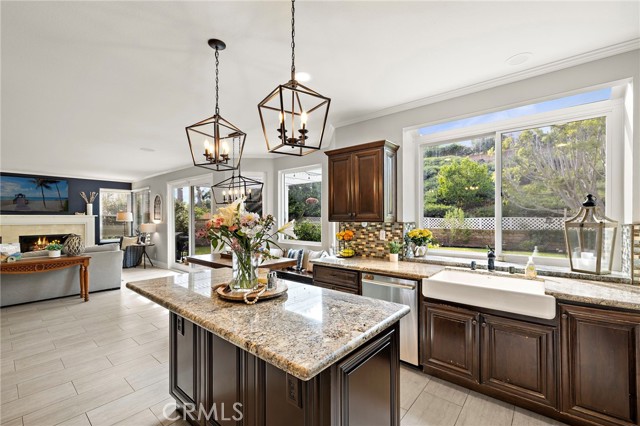 Detail Gallery Image 6 of 32 For 27041 Ironwood Drive, Laguna Hills,  CA 92653 - 5 Beds | 3 Baths