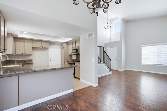 Detail Gallery Image 9 of 34 For 9896 Highland Ave a,  Rancho Cucamonga,  CA 91737 - 3 Beds | 2/1 Baths