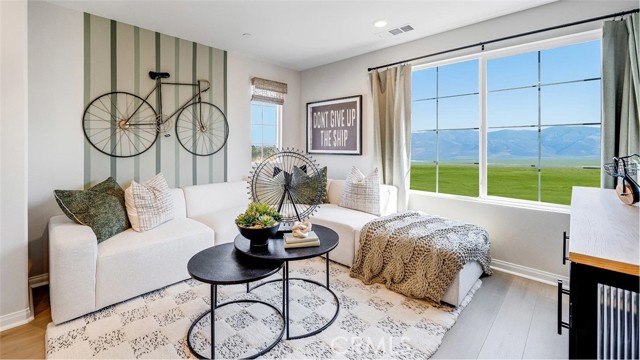 Detail Gallery Image 6 of 20 For 1211 Yeager Ave, Rialto,  CA 92376 - 4 Beds | 3 Baths