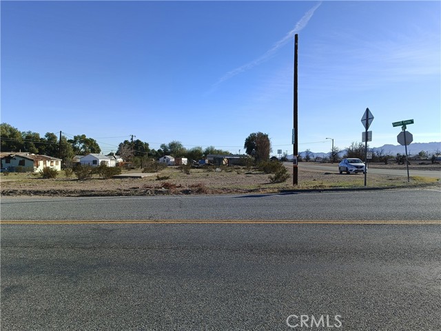 Detail Gallery Image 1 of 7 For 10 Santa Fe St, Daggett,  CA 92327 - – Beds | – Baths