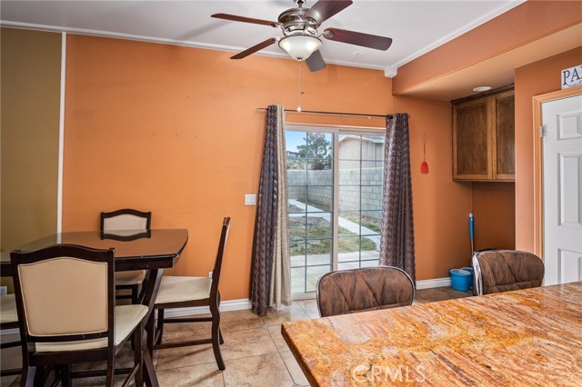 Detail Gallery Image 14 of 41 For 16269 Pebble Beach Dr, Victorville,  CA 92395 - 3 Beds | 2/1 Baths