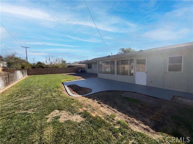 Image 4 of 18 For 25810 Coombe Hill